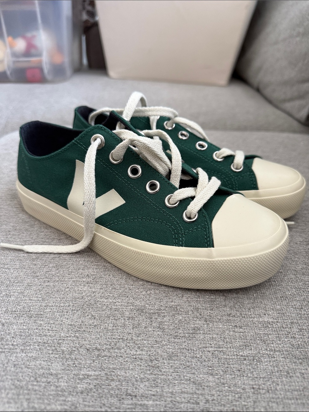 Veja Men's Green Canvas Low-Top Sneakers with Cream Sole